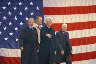 Little,Rock,-,Nov,18:,(photo,Illustration),(l-r),Presidents,George - برفيلكس - brieflex بعد وفاته.. كيف حطم جيمي كارتر الأرقام القياسية للرؤساء الأمريكان؟ - برفيلكس - brieflex
