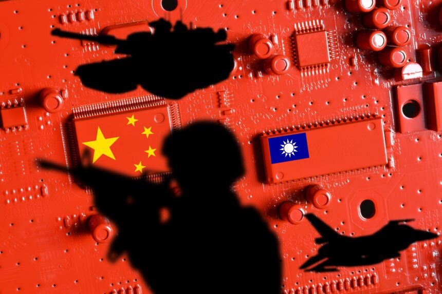 Flags,Of,China,And,Taiwan,On,Printed,Electronic,Board,Painted - برفيلكس - brieflex باستخدام لعبة لوحية.. كيف تجهز تايوان شعبها للغزو الصيني؟ - برفيلكس - brieflex