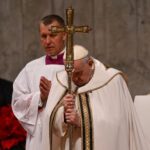 VATICAN-RELIGION-CHRISTMAS-POPE - برفيلكس - brieflex الالتهاب الرئوي المزدوج.. ماذا نعرف عن مرض بابا الفاتيكان؟ - برفيلكس - brieflex