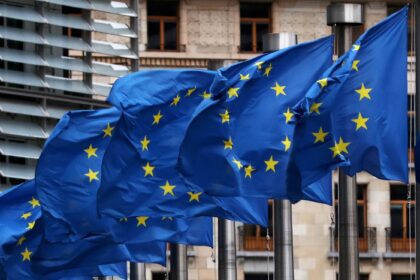 أوروبا في اختبار عسير.. كيف تخرج من ورطة ترامب؟