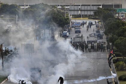 الجيش اللبناني يواجه أنصار حزب الله بالقوة.. ماذا يحدث في بيروت؟