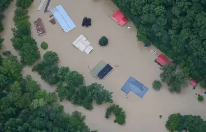 "كارثة مناخية في الولايات المتحدة" قتلى وانقطاع كهرباء واسع.. ماذا يحدث في ولاية كنتاكي؟