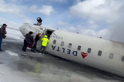 كارثة جوية بلا ضحايا.. كيف نجا 80 راكبًا من تحطم طائرة دلتا؟