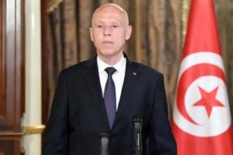 الضغوط السياسية تتزايد في تونس والرئيس قيس سعيد يرفض الدعوات للحوار الوطني