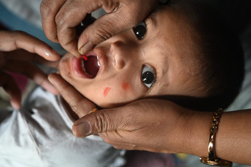 INDIA-HEALTH-VACCINE - برفيلكس - brieflex أسوأ تفشي في 30 عامًا.. كيف ضربت الحصبة أوروبا؟ - برفيلكس - brieflex