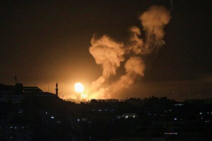 بنك أهداف ترامب.. متى تتوقف الضربات الأمريكية على الحوثيين؟