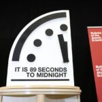 تنبؤات مقلقة حول نهاية العالم في عام 2025 - برفيلكس - brieflex