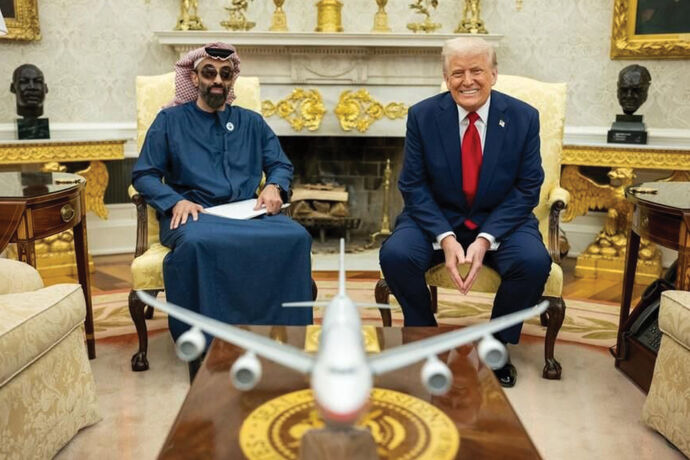 Clean_20250318_HH TahBZ_meets Donald Trump-0-690-0-0 - برفيلكس - brieflex الشيخ طحنون بن زايد في واشنطن.. زيارة محورية في توقيت حرج - برفيلكس - brieflex