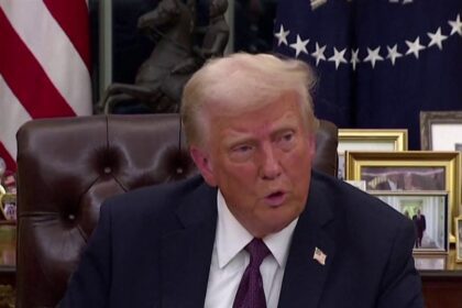 ترامب يعيد سياسة الحظر.. أفغانستان وباكستان ضمن قائمة الممنوعين من دخول أمريكا