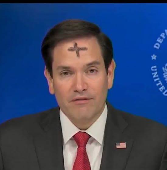 "صليب الرماد" على جبين وزير الخارجية الأمريكي.. ما رمزية العلامة؟ - برفيلكس - brieflex